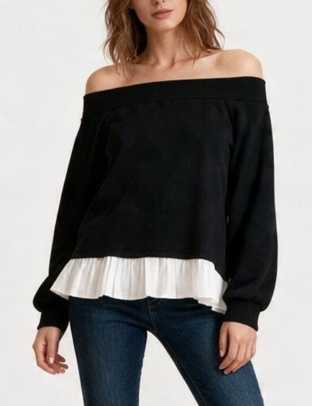 Aftermarket,off shoulder women's long sleeve black & white ruffle hem top, Sm.